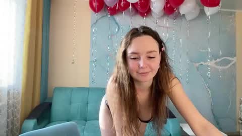 Snapshot of smiling_riddle chatting on February 2025 12:00:02 PM smiling_riddle online show from February 2025 12:00:02 PM