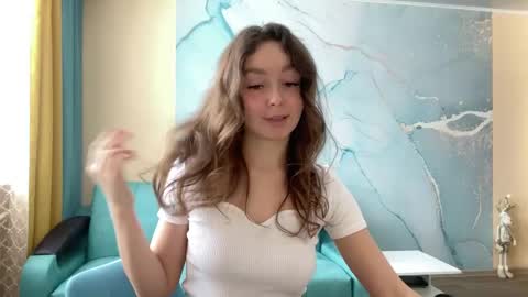 Snapshot of smiling_riddle chatting on March 2025 07:05:02 AM smiling_riddle online show from March 2025 07:05:02 AM