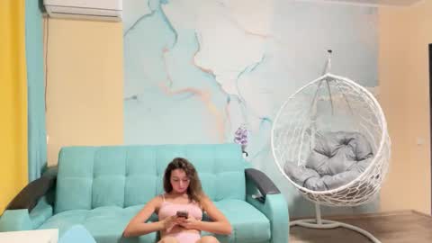 Snapshot of smiling_riddle chatting on October 2025 07:01:02 PM smiling_riddle online show from October 2025 07:01:02 PM