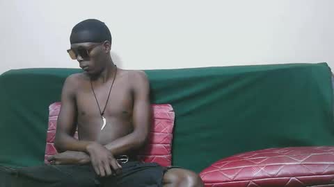 smilzzz online show from April 2026 04:28:02 AM