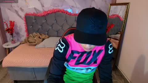 Snapshot of smith_grey chatting on January 2026 06:31:01 PM smith grey online show from January 2026 06:31:01 PM