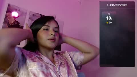 nina online show from April 2026 07:47:02 AM