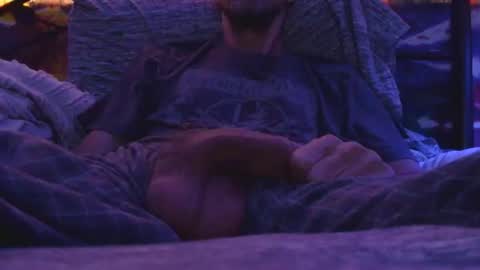 smoke-4-me online show from May 2026 04:48:01 PM