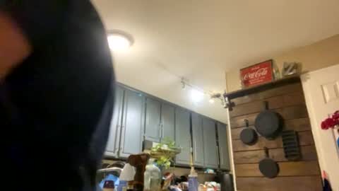 Snapshot of smokeymt420 chatting on February 2025 04:59:02 AM smokeymt420 online show from February 2025 04:59:02 AM