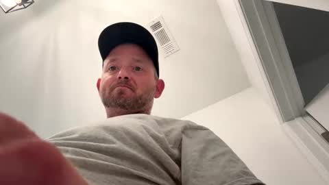 Snapshot of smokeymt420 chatting on September 2025 11:42:01 PM smokeymt420 online show from September 2025 11:42:01 PM