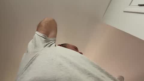 Snapshot of smokeymt420 chatting on October 2025 04:32:01 AM smokeymt420 online show from October 2025 04:32:01 AM