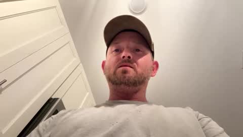 Snapshot of smokeymt420 chatting on October 2025 02:34:02 AM smokeymt420 online show from October 2025 02:34:02 AM