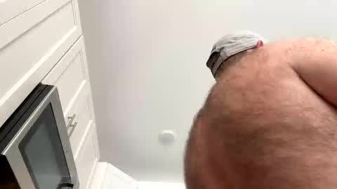 Snapshot of smokeymt420 chatting on October 2025 07:43:01 PM smokeymt420 online show from October 2025 07:43:01 PM