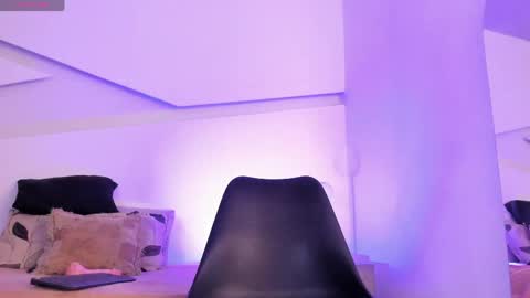 Ethan online show from May 2026 10:04:02 PM