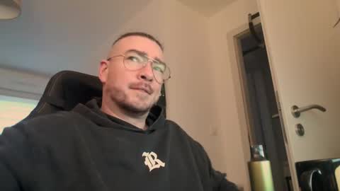 AllDayIDream online show from December 2024 07:16:02 AM