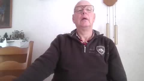 Snapshot of smoothy5460 chatting on December 2024 11:19:02 AM smoothy5460 online show from December 2024 11:19:02 AM