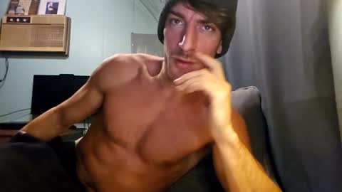 Snackyyyy online show from February 2026 01:57:01 AM