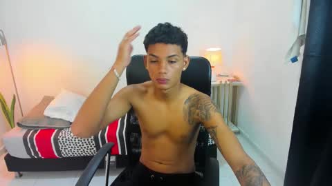 snak_master1 online show from October 2025 02:39:02 PM