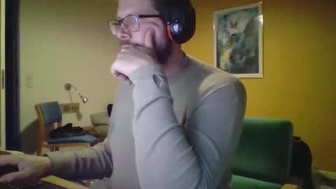 Snapshot of snebolden chatting on January 2025 06:29:02 PM snebolden online show from January 2025 06:29:02 PM