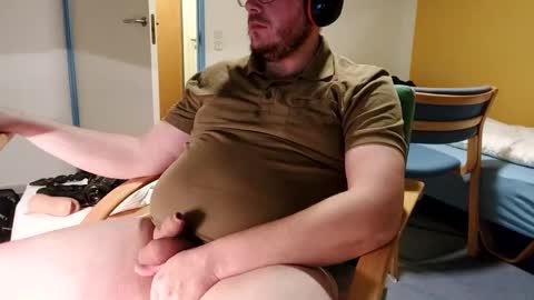 Snapshot of snebolden chatting on February 2025 07:52:01 PM snebolden online show from February 2025 07:52:01 PM