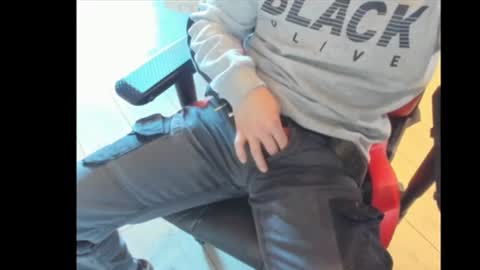 snip1977 online show from February 2025 01:42:02 PM