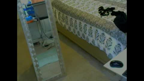 Snapshot of snizniz chatting on December 2024 01:02:02 PM snizniz online show from December 2024 01:02:02 PM