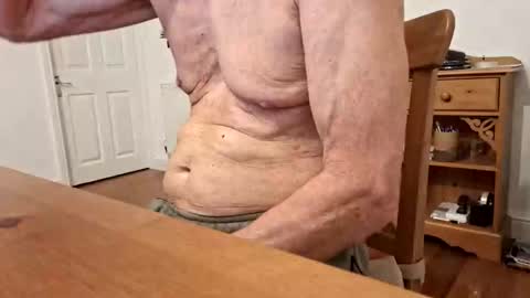 Snooty online show from October 2025 08:55:02 PM