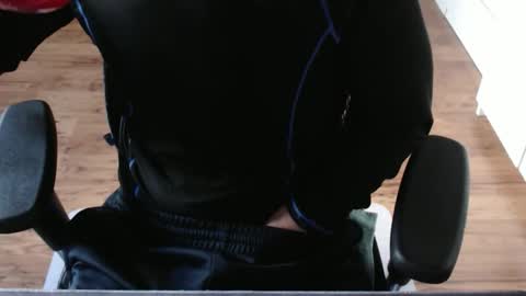 Cbt-Slave online show from November 2025 01:17:02 PM