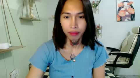 snow_2000 online show from March 2026 01:33:02 AM