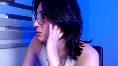 Snapshot of snow_baall chatting on December 2024 11:23:02 AM IG OF red moonn online show from December 2024 11:23:02 AM