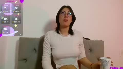 Snapshot of snow_baall chatting on December 2024 02:46:02 PM IG OF red moonn online show from December 2024 02:46:02 PM