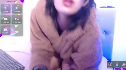 Snapshot of snow_baall chatting on January 2025 11:14:01 AM IG OF red moonn online show from January 2025 11:14:01 AM