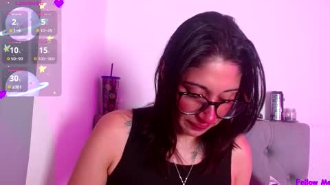 Snapshot of snow_baall chatting on October 2025 04:35:01 AM IG OF red moonn online show from October 2025 04:35:01 AM