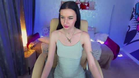 snow_whiteeex online show from January 2025 10:54:01 AM