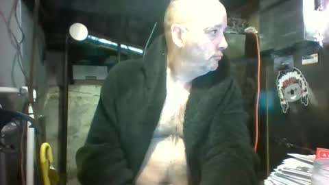 Snapshot of snowboarder699 chatting on April 2026 01:49:02 PM watchmecum online show from April 2026 01:49:02 PM