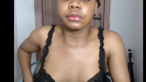 snowdrop5 online show from October 2025 07:53:02 PM