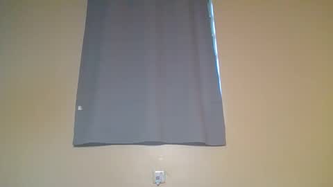 Snapshot of snowie_eyes chatting on November 2025 01:20:01 PM Snowie eyes online show from November 2025 01:20:01 PM