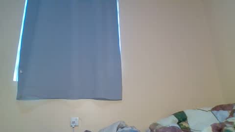 Snapshot of snowie_eyes chatting on November 2025 12:53:01 PM Snowie eyes online show from November 2025 12:53:01 PM