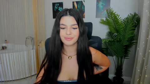 snowingwinter online show from February 2025 07:27:02 PM