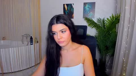 snowingwinter online show from March 2025 07:26:02 PM