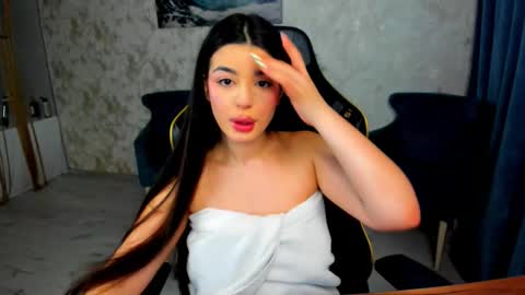 snowingwinter online show from February 2026 05:06:02 AM