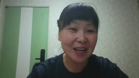 Snapshot of snowpuma chatting on March 2026 01:12:01 AM insearch4formyperfectcuck online show from March 2026 01:12:01 AM