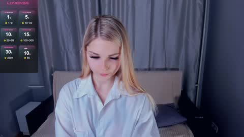 Snapshot of so__sweet chatting on January 2025 06:07:01 PM Alice - Birthday Girl online show from January 2025 06:07:01 PM