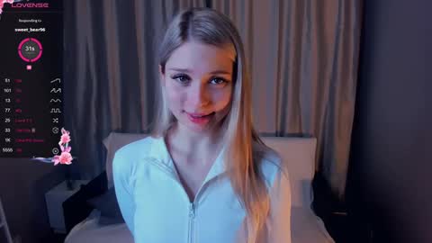Snapshot of so__sweet chatting on February 2025 07:23:01 PM Alice - Birthday Girl online show from February 2025 07:23:01 PM