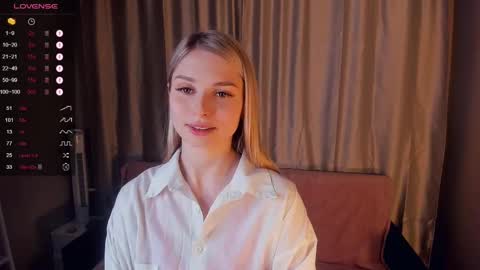 Snapshot of so__sweet chatting on February 2025 08:22:02 PM Alice - Birthday Girl online show from February 2025 08:22:02 PM