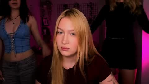 so_hot_rosalie online show from May 2026 07:43:02 PM