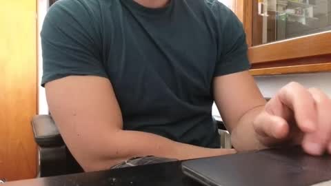 luca -   online show from March 2025 01:01:01 PM