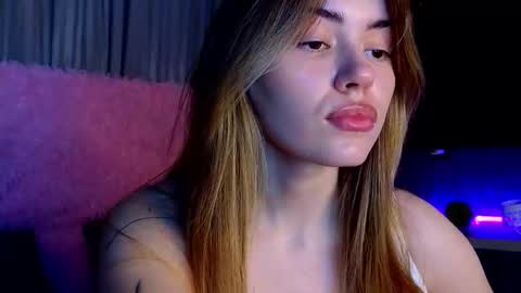 Sofia online show from December 2025 09:29:01 AM