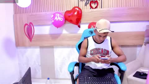 Snapshot of soffia_bless chatting on February 2025 12:43:01 PM Soffia bless online show from February 2025 12:43:01 PM