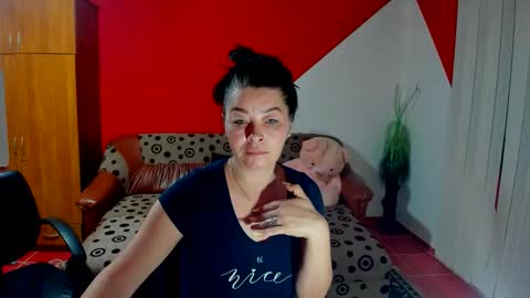 Soffy online show from October 2025 03:59:02 AM