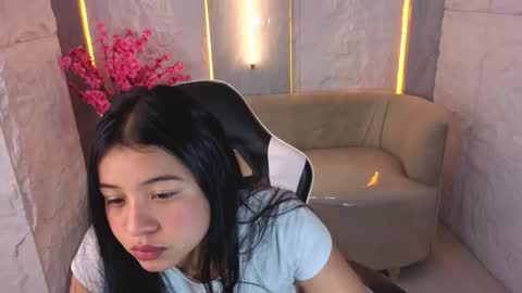 Snapshot of sofi_adams_tx chatting on December 2025 12:25:01 PM Online 800 to 1400 online show from December 2025 12:25:01 PM