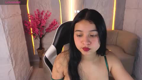 Snapshot of sofi_adams_tx chatting on December 2025 01:16:02 PM Online 800 to 1400 online show from December 2025 01:16:02 PM