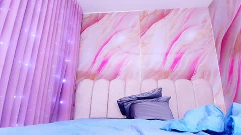 Snapshot of sofi_decker chatting on May 2026 10:36:01 AM Sofia online show from May 2026 10:36:01 AM