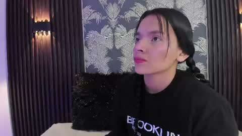 Snapshot of sofi_lassa_ chatting on June 2026 12:55:02 AM SOFIA online show from June 2026 12:55:02 AM