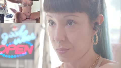 Sofi Mora online show from October 2025 02:25:02 PM